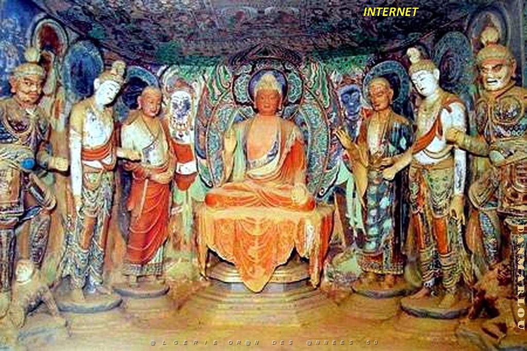 DUNHUANG - 086 -Grottes de Mogao .jpg